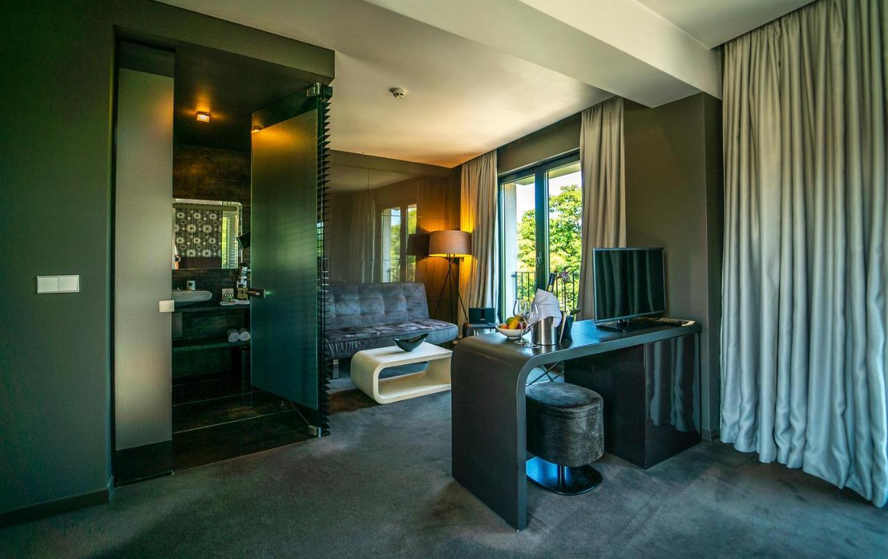 Middle Suite
