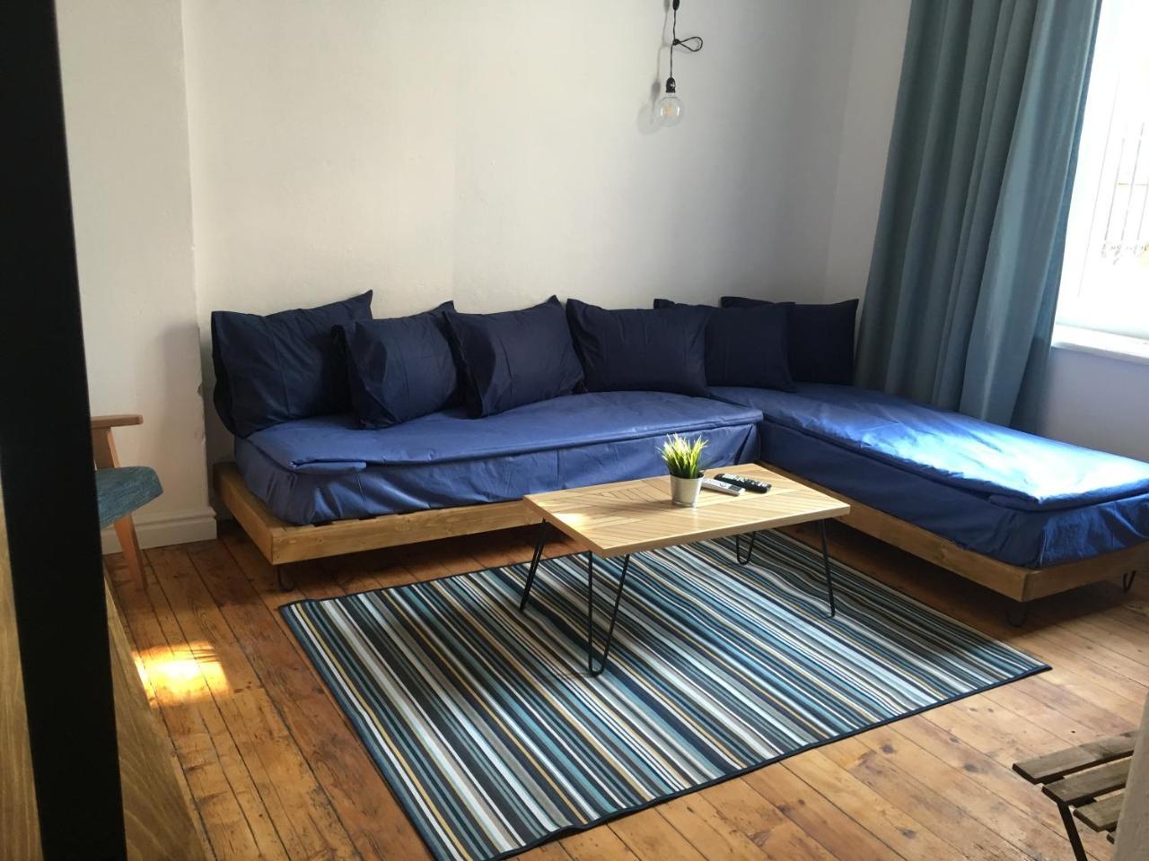 Apartment with Terrace,717290230:JPEG