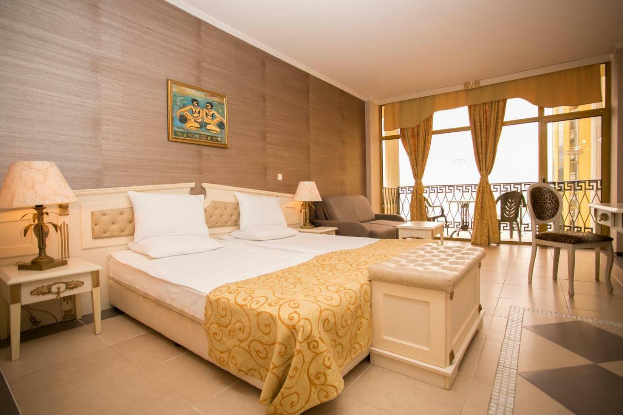 Double Room Garden View Balcony