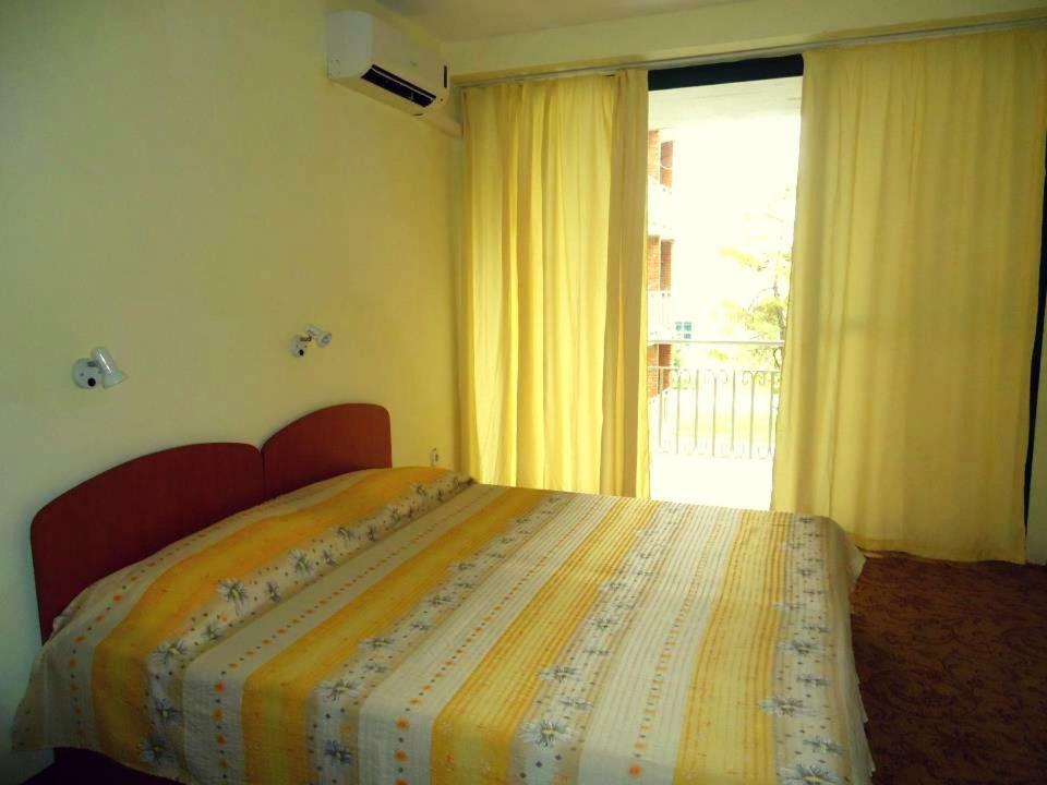 Cameră dublă cu balcon