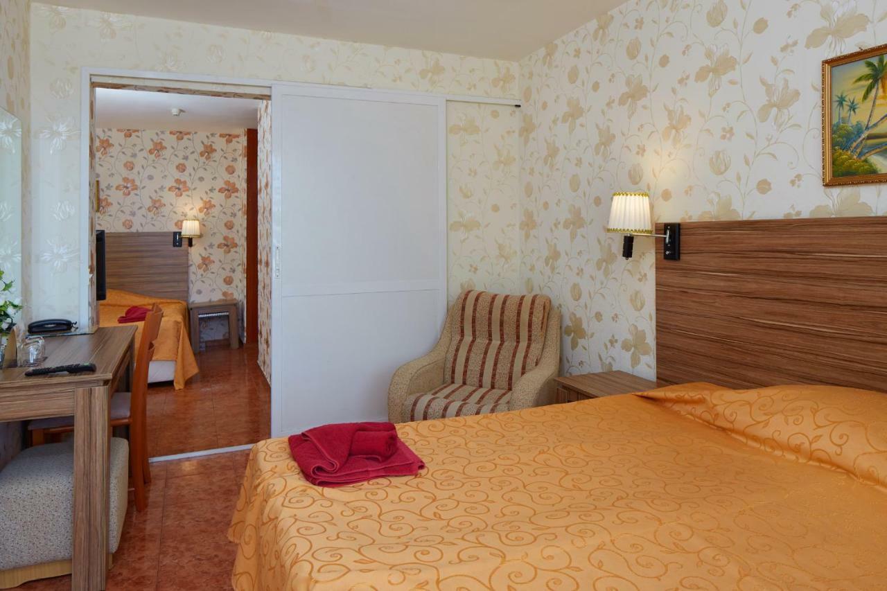 Suite (4 Volwassenen)