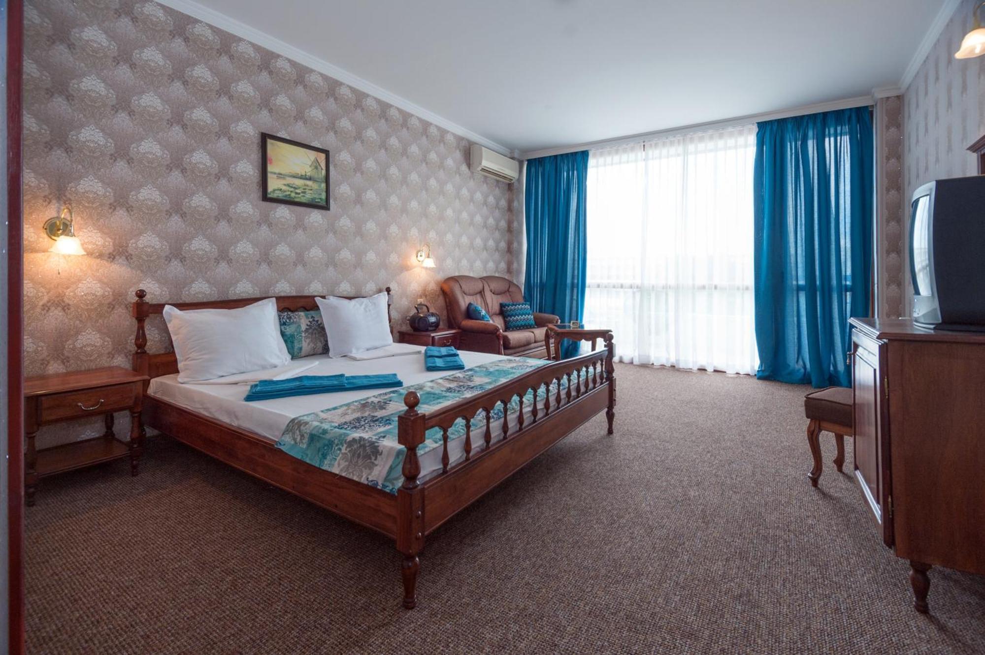 Deluxe Double or Twin Room Balcony