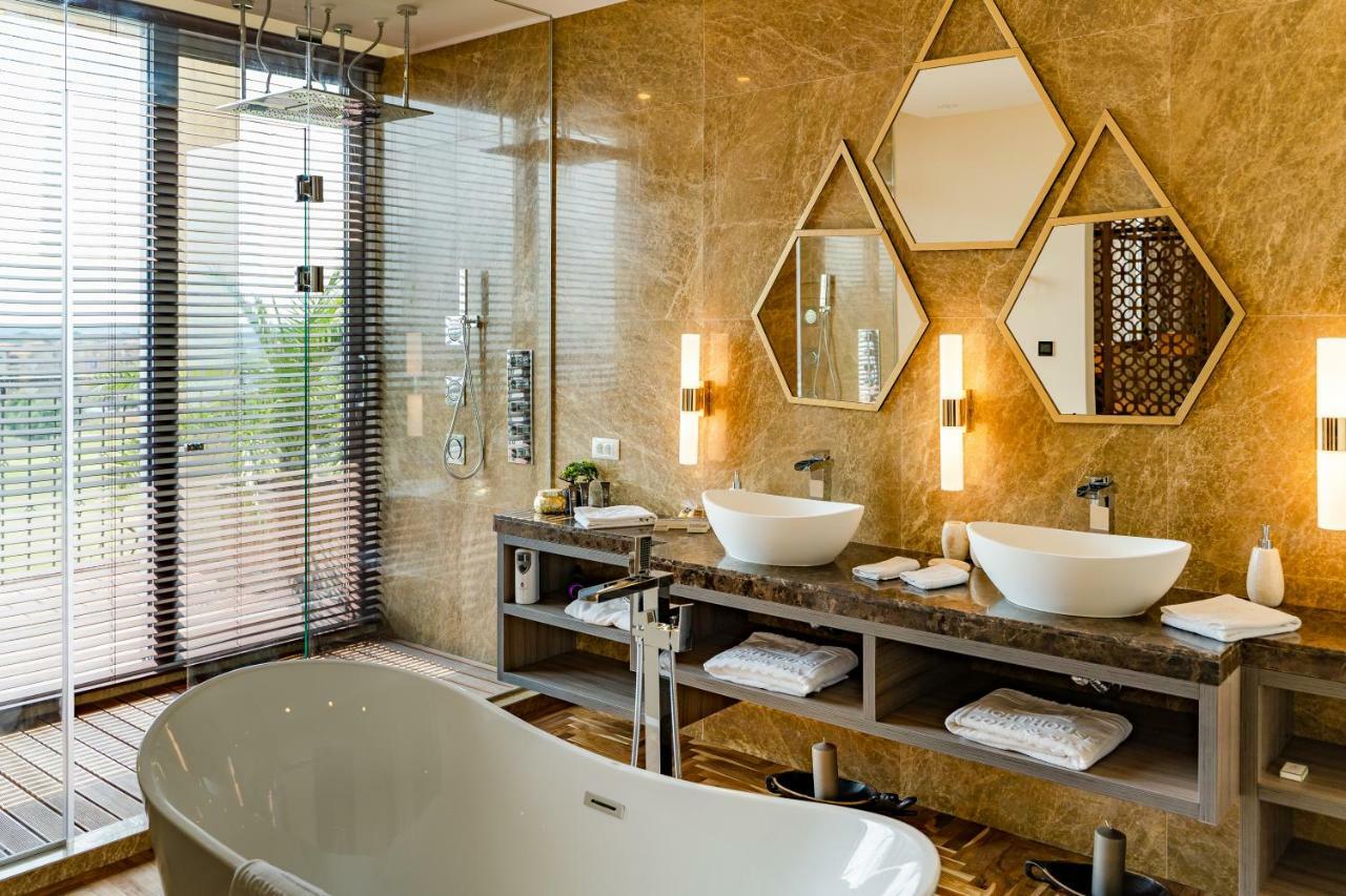 Superior Penthouse Suite with Private Pool and Sea View - Free SPA Access