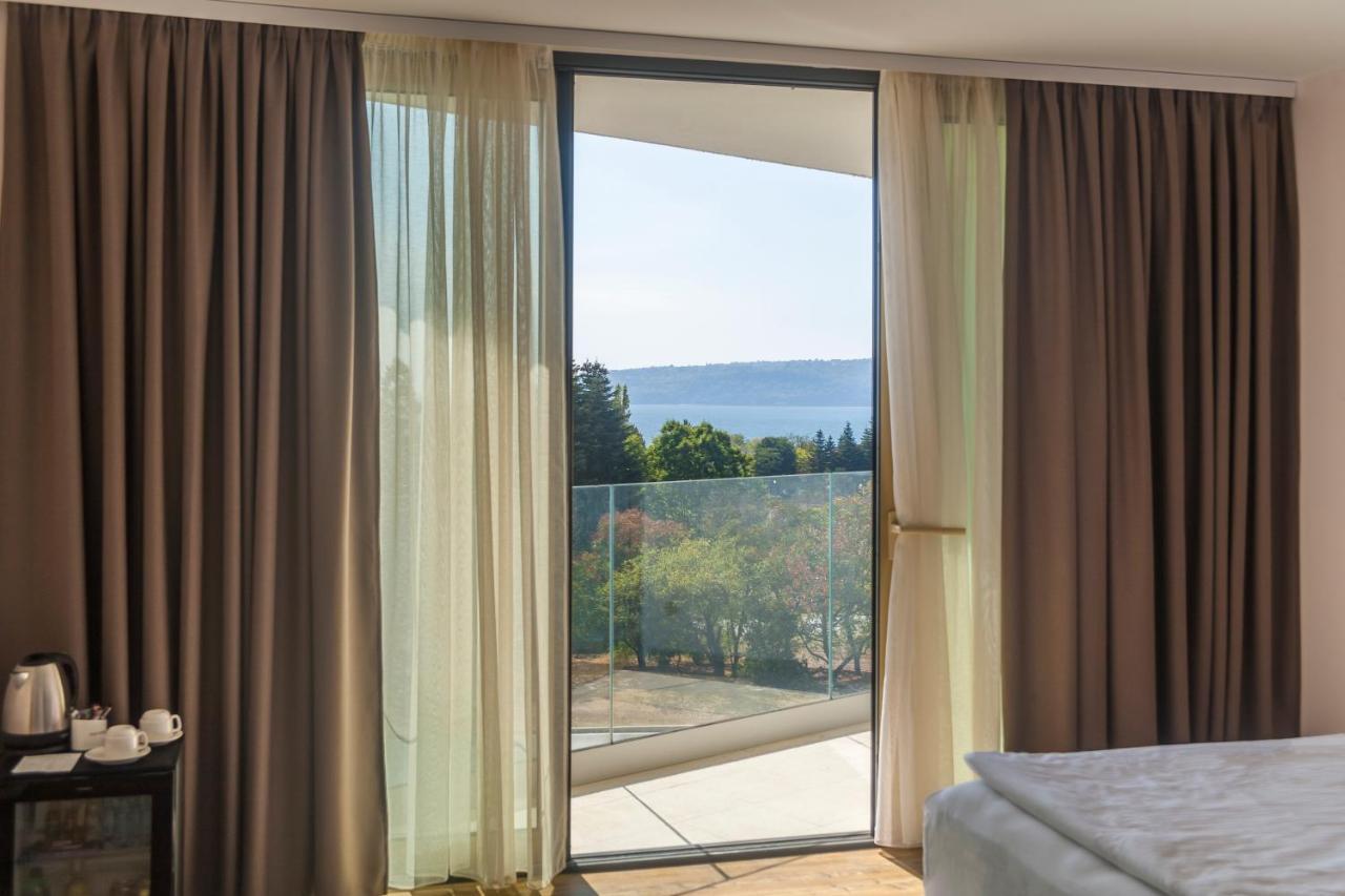 Deluxe Room Balcony Sea View