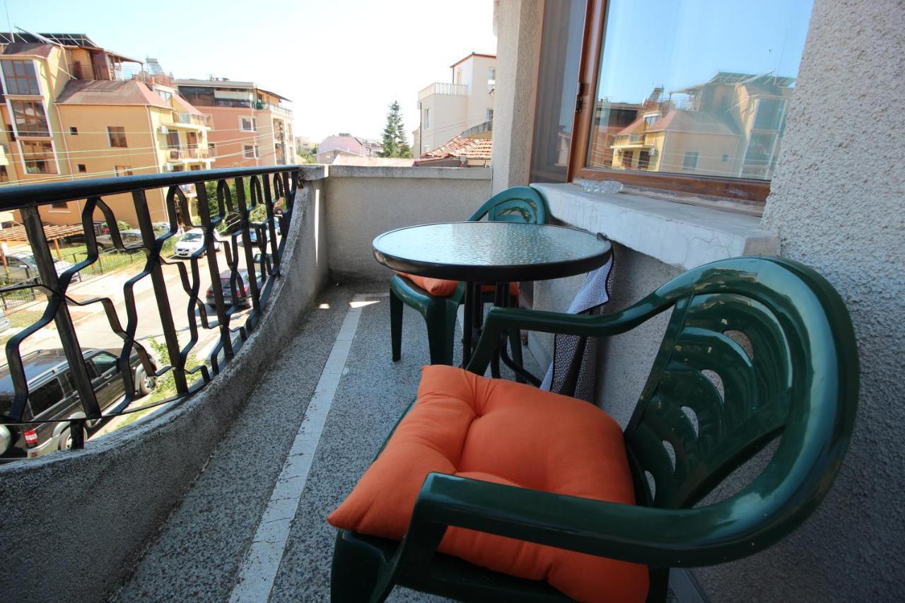 Doppelzimmer mit Balkon