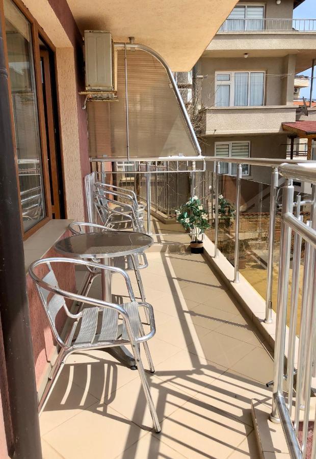 Apartment mit Meerblick
