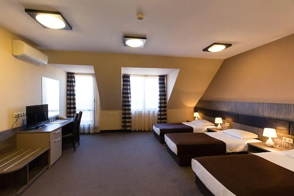 Hotel Pliska-1