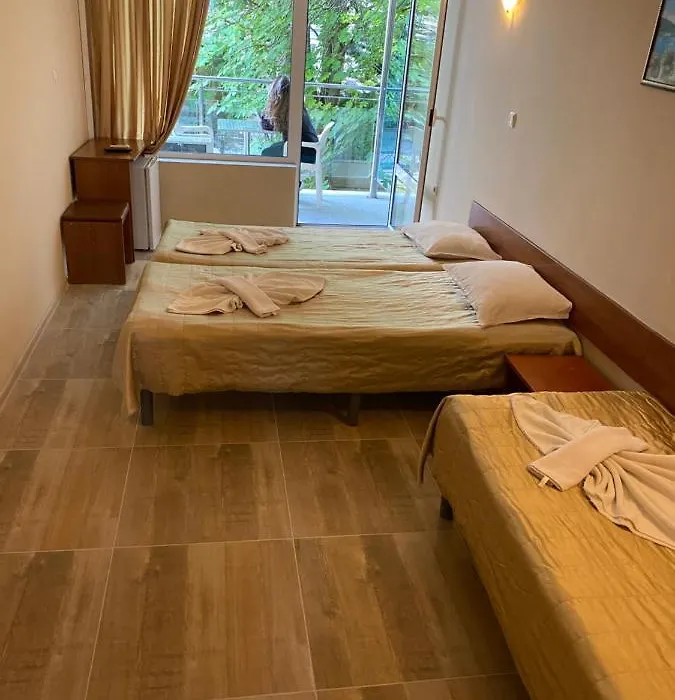 Hotel Kamenec Budget-1