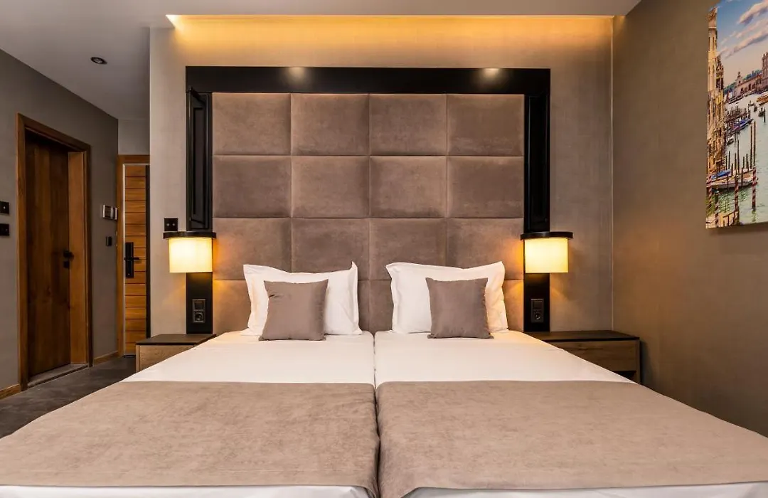Soho Apart House-1