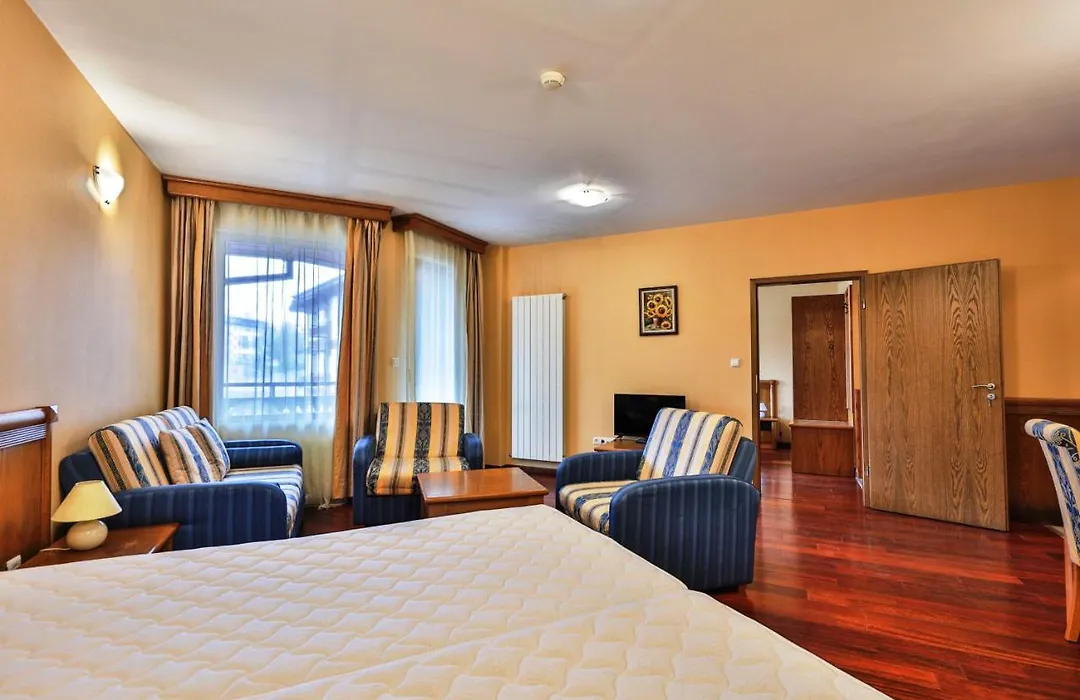 Bellevue Residence Apartments-1