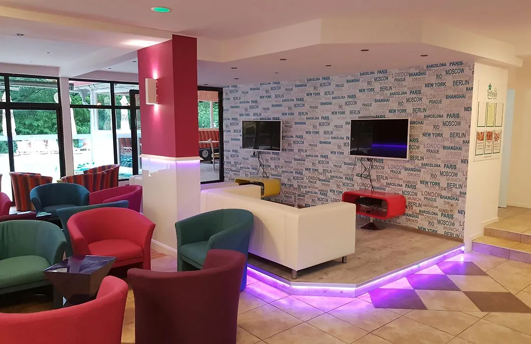 Tintyava Park Hotel (Adults Only)-1