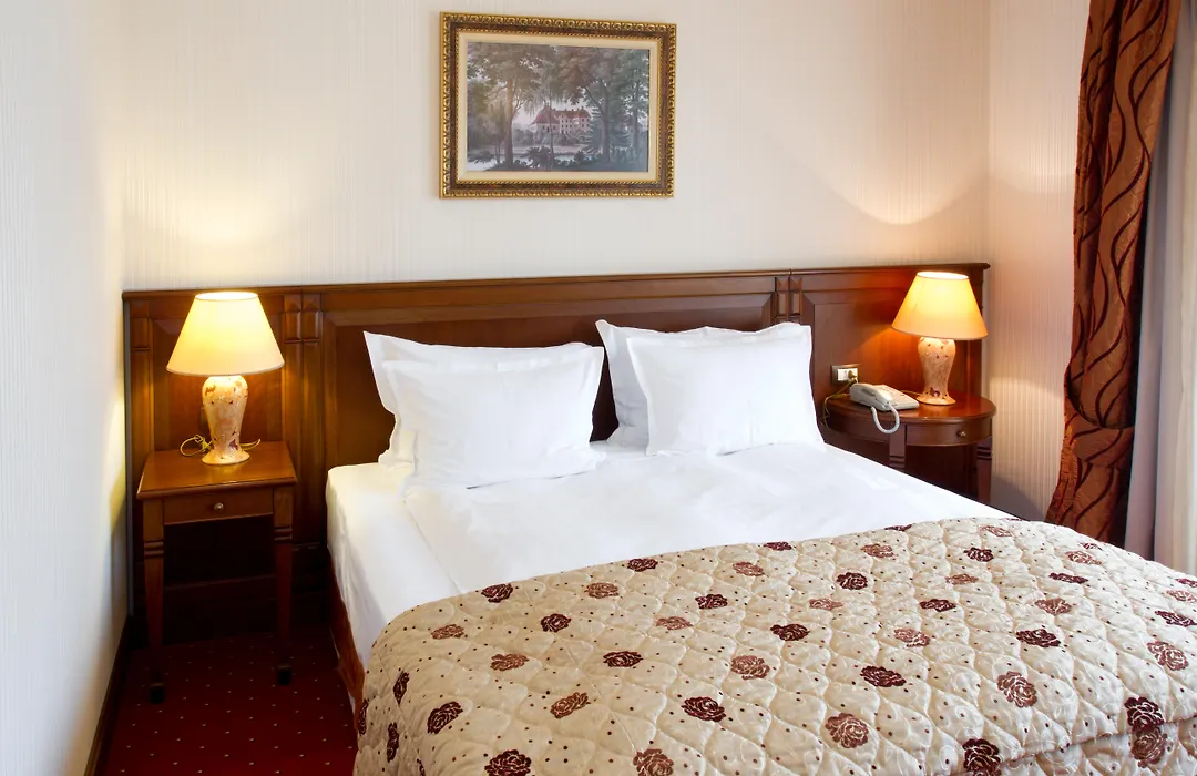 Crystal Palace Boutique Hotel-1