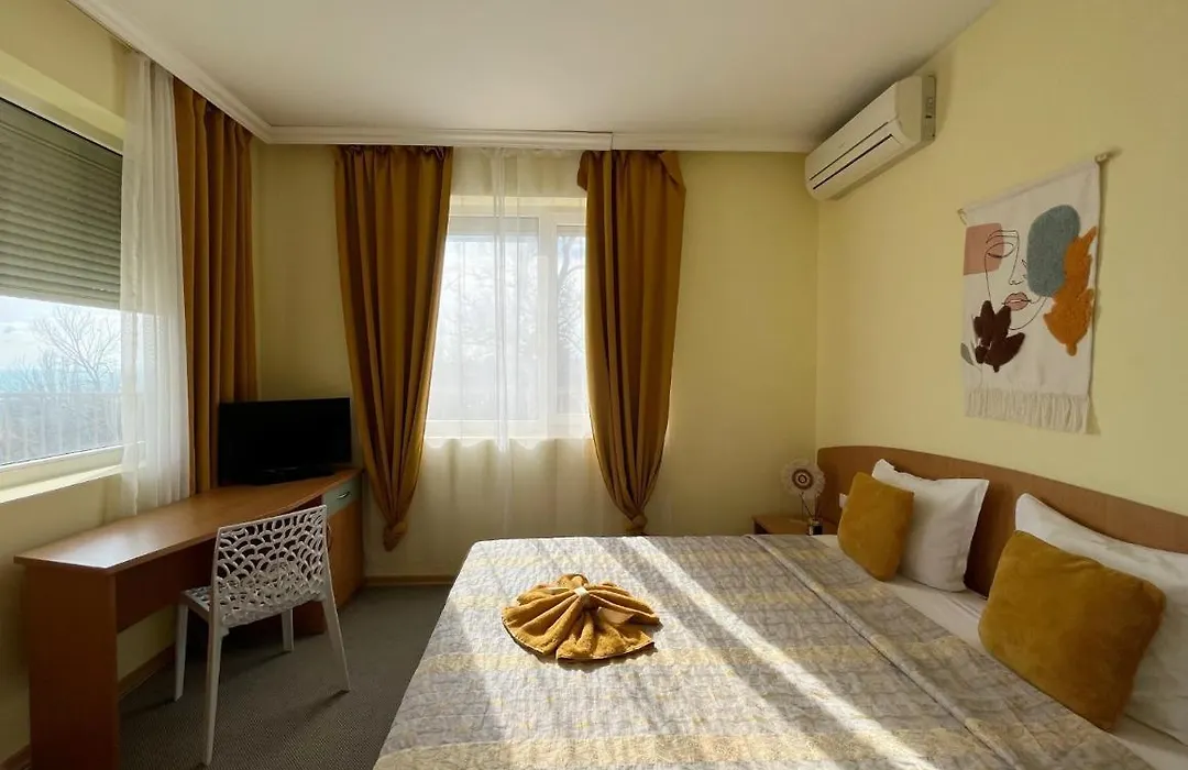 Hotel Trakata-1