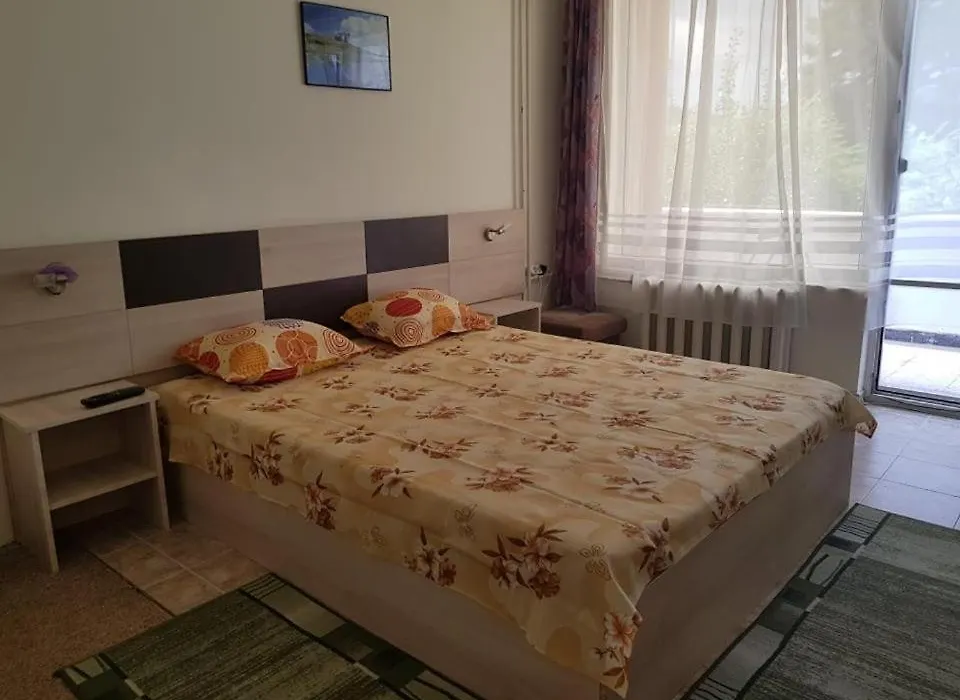 Къща За Гости Galia Hotel-1
