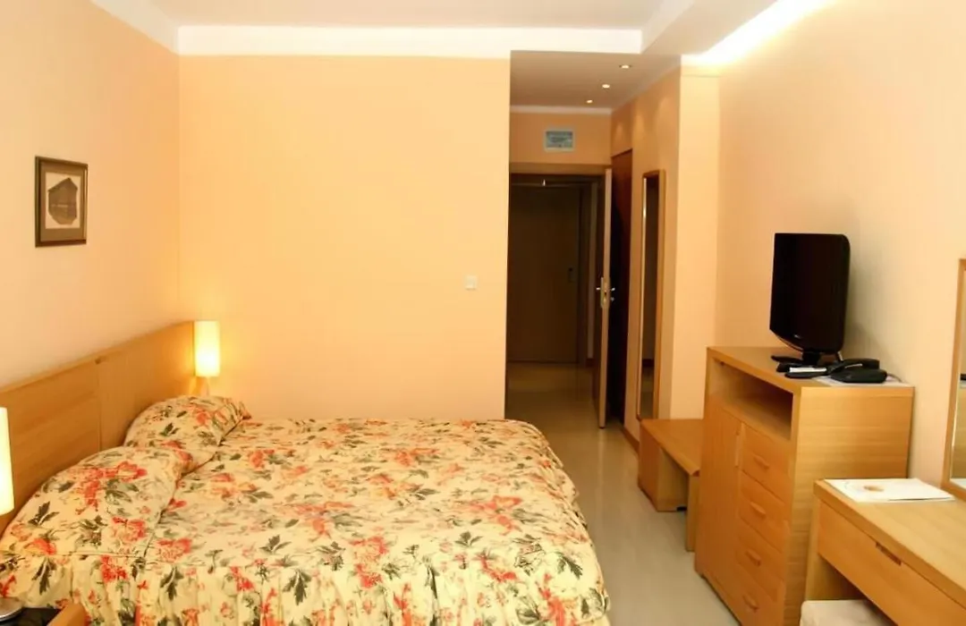 Oasis Park Hotel - New Managment-1