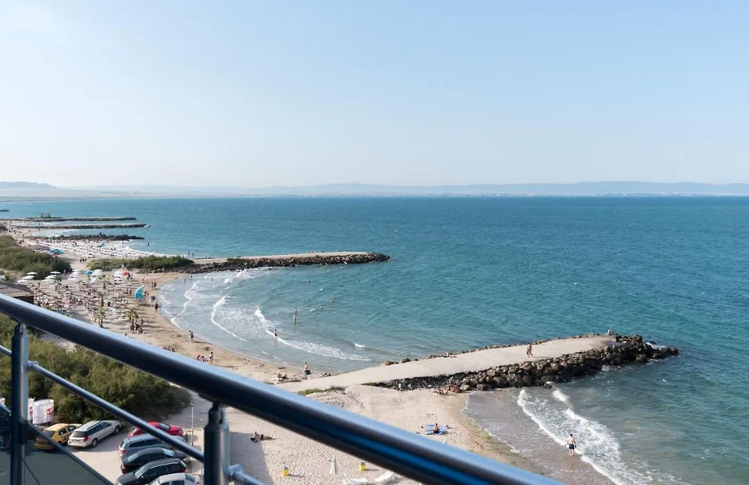 Hotel Sunny Bay Pomorie-1