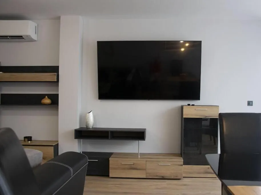 Experience Suite-1