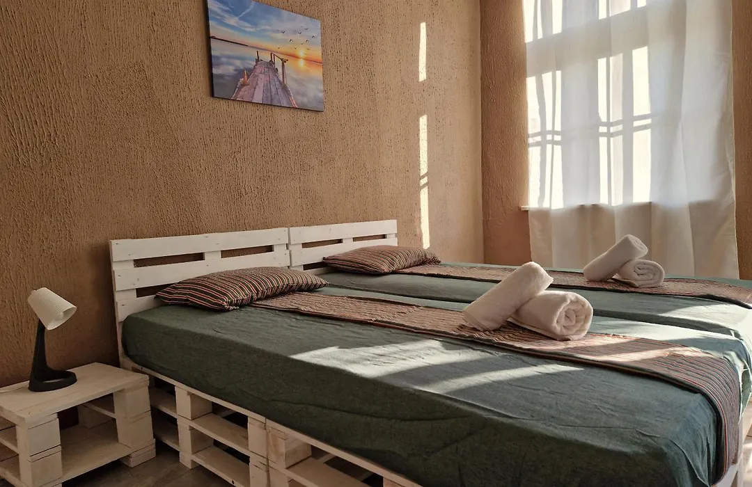 Lambo'S Corner Varna - Guest Rooms-1