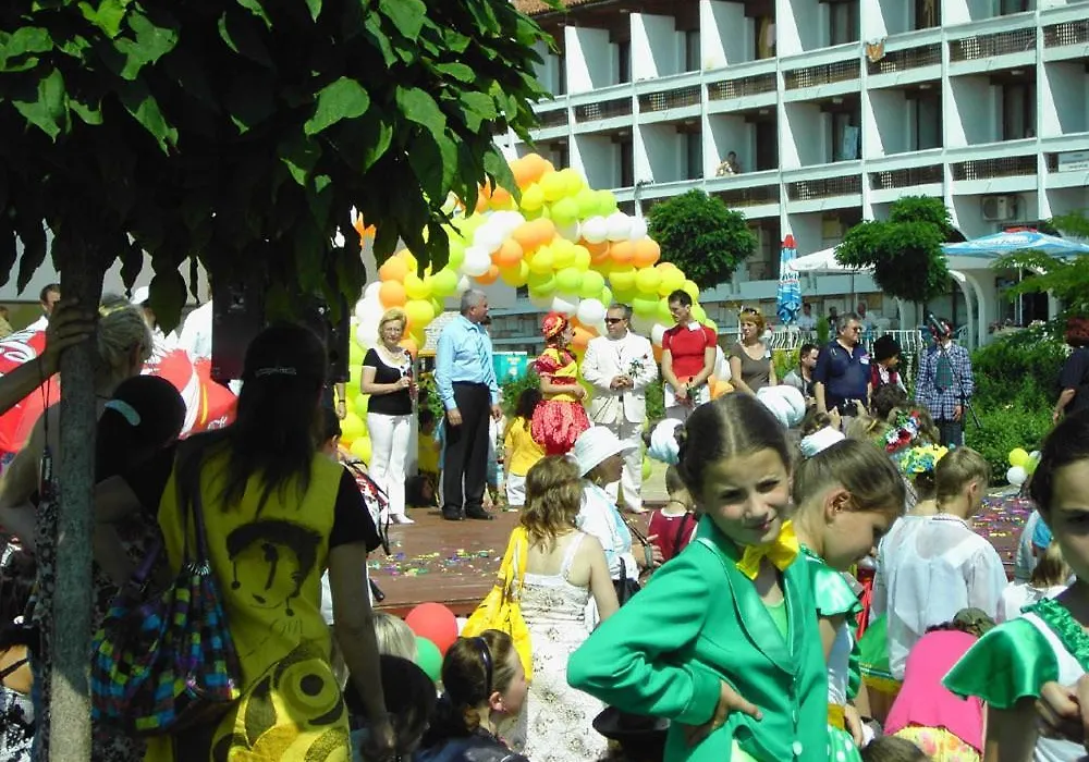 Family Hotel Balchik-1