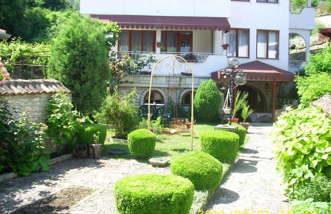 Стаи За Гости "Кати" Guest Rooms "Kati"-1