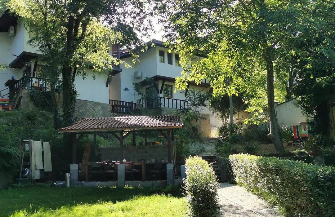 Къща За Гости Bor, Варна-1