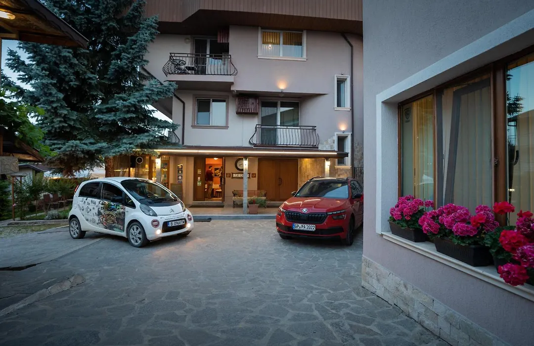 Guest House La Casa-1