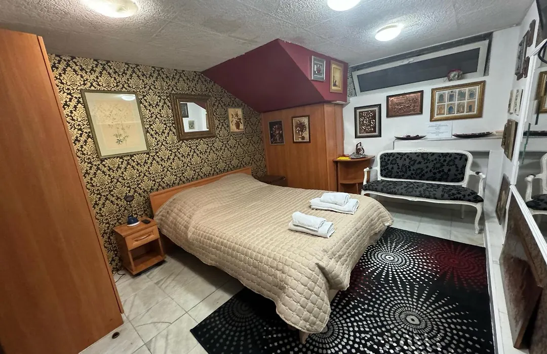 Mini Hotel-Bohemi-1