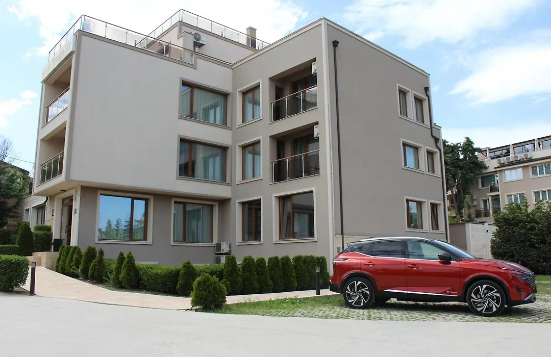 Vemara City Boutique Hotel-Free Parking-1