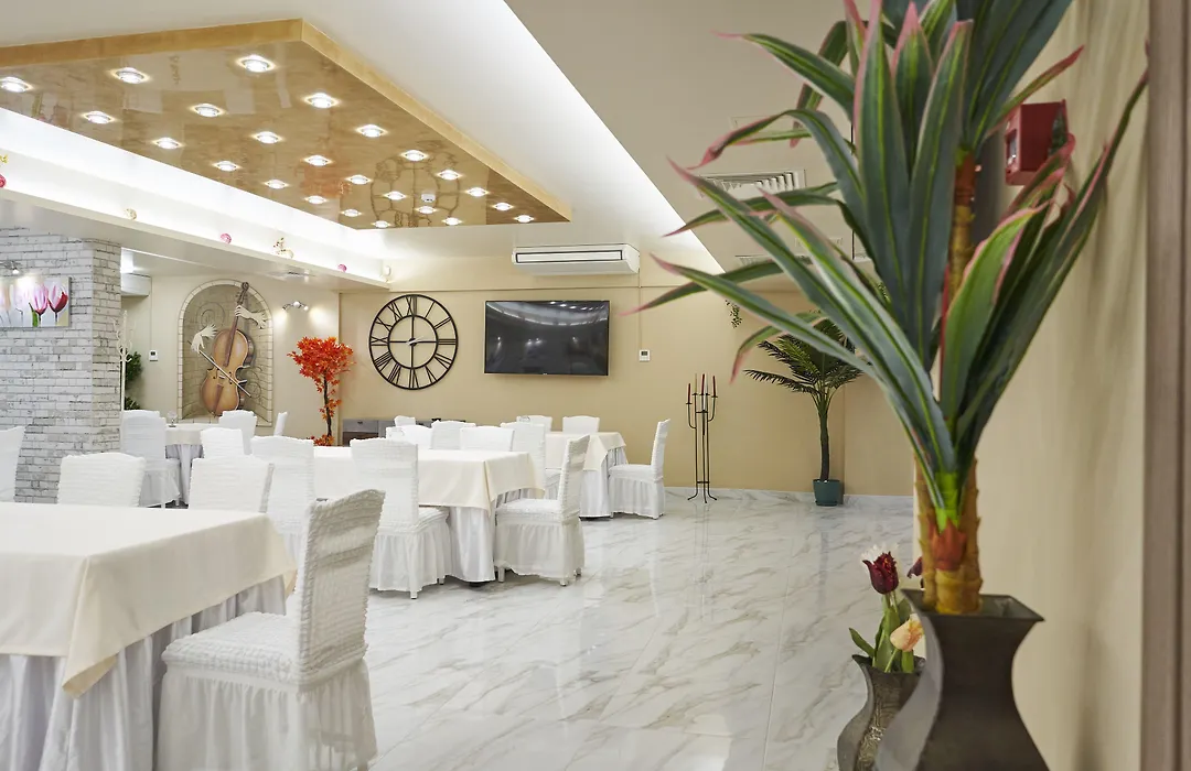 Plaza Hotel Plovdiv - Free Parking-1