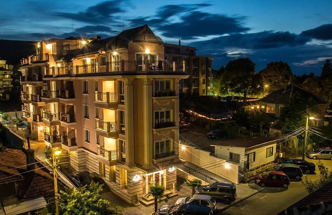 Sirena Palace Family Hotel-1