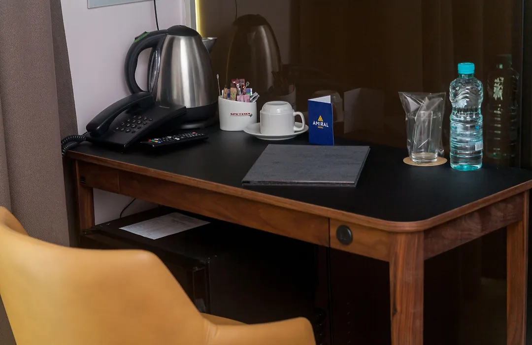 Amiral Hotel-1