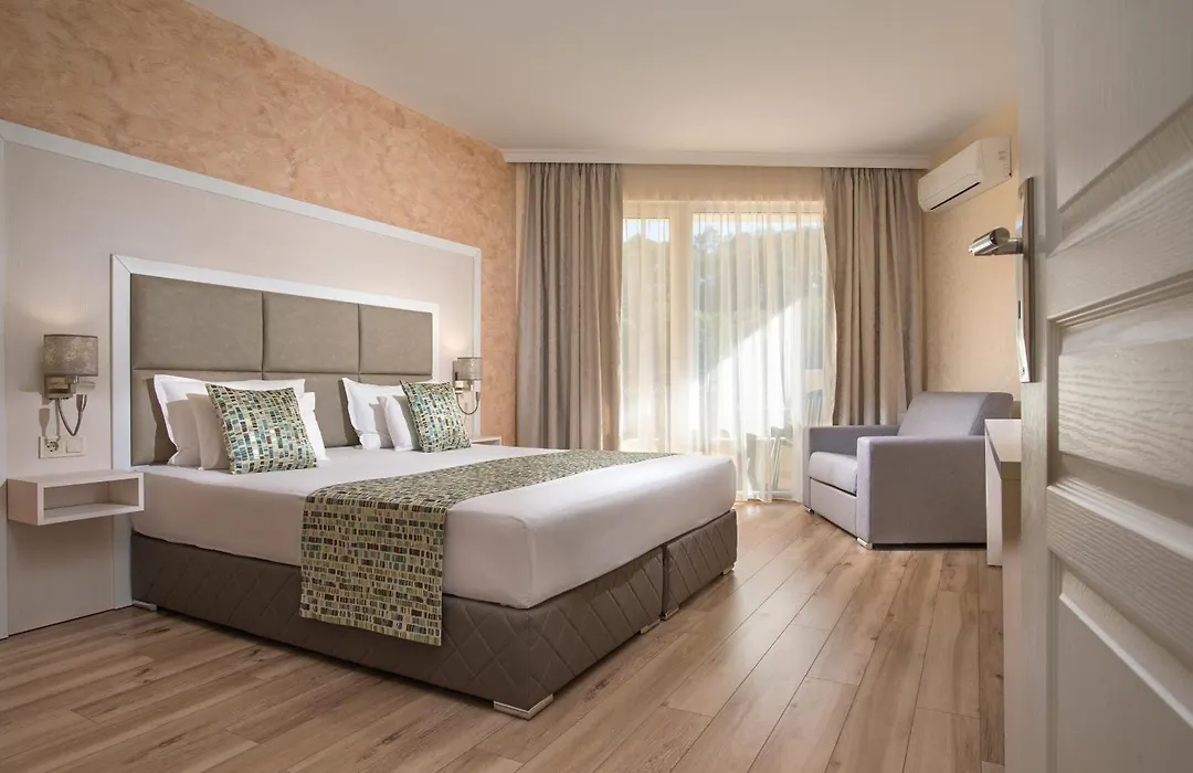 Marina White Sands Beach Hotel-1