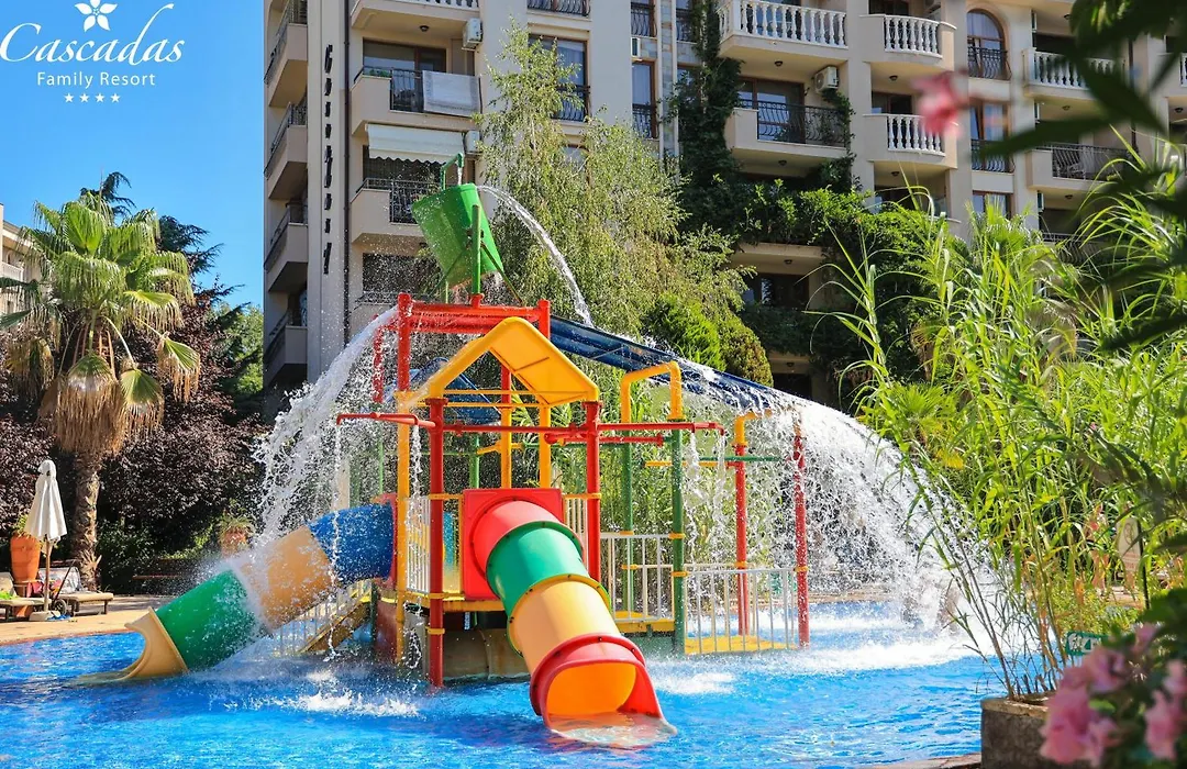Cascadas Family Resort-1