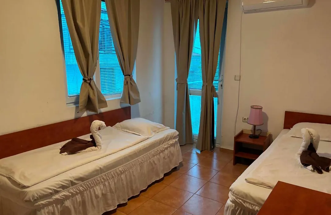 Guest Rooms Grudovi-1