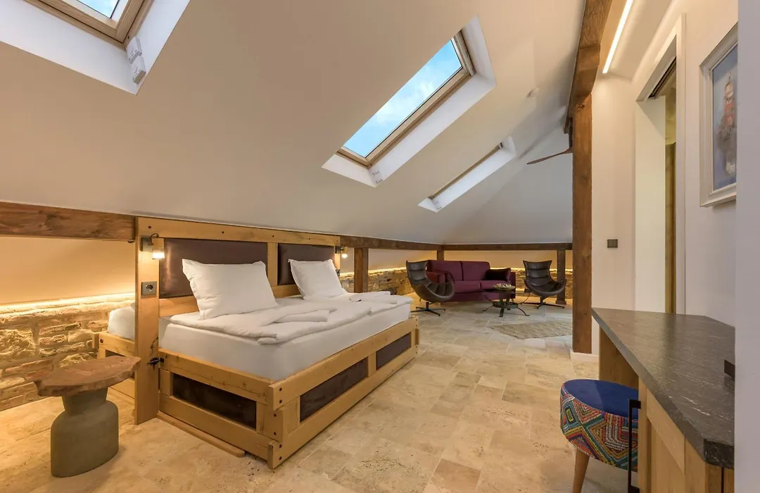 Diony Suites Temelkov Han-1