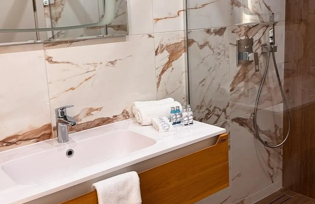 Aqua Hotel-1