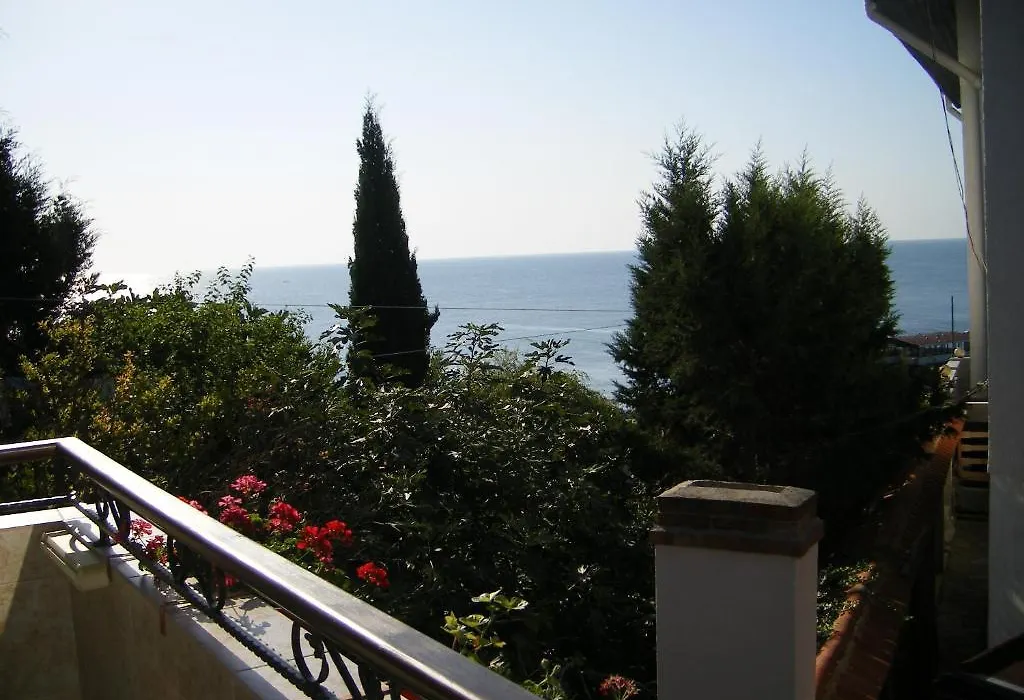 Dari Guest Rooms Стаи За Гости Дари-1
