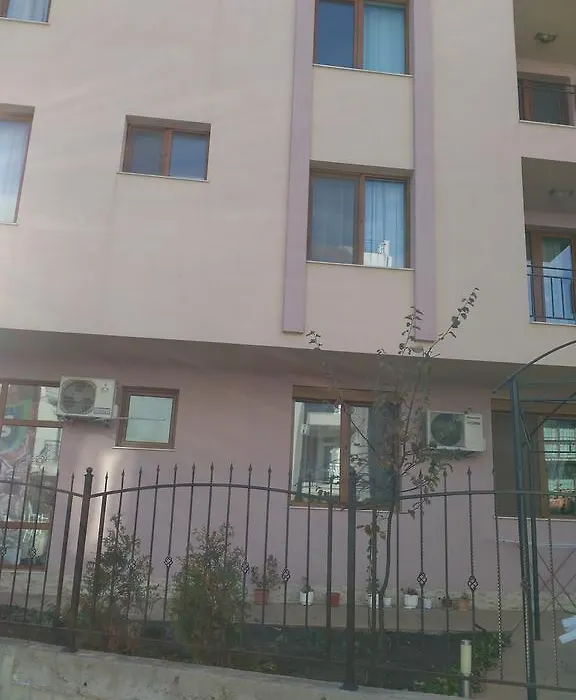 Guest House Vasilevi-1