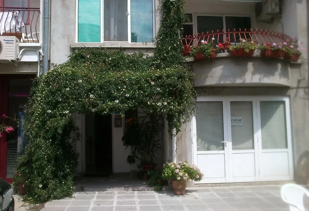 Rooms Via Maris-1