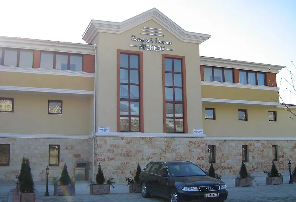 Sea Park Homes Neshkov-1