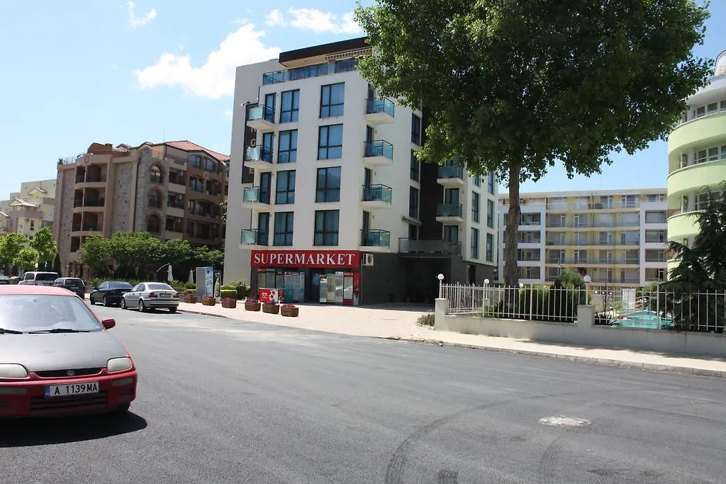 Sun Gate Aparthotel-1