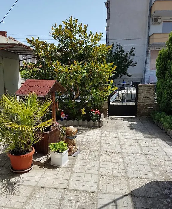 Guest Rooms Denitsa-1