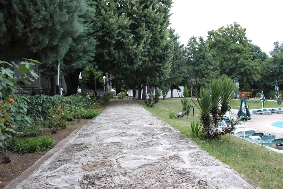 Zdravets - Free Parking-1