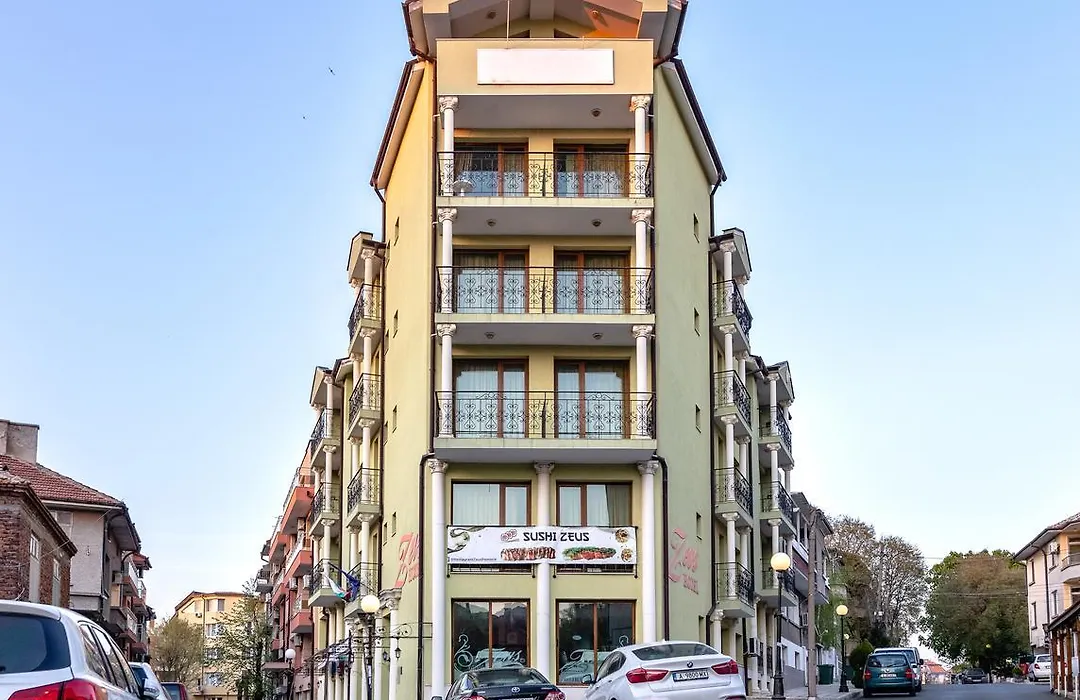 Hotel Zeus-1