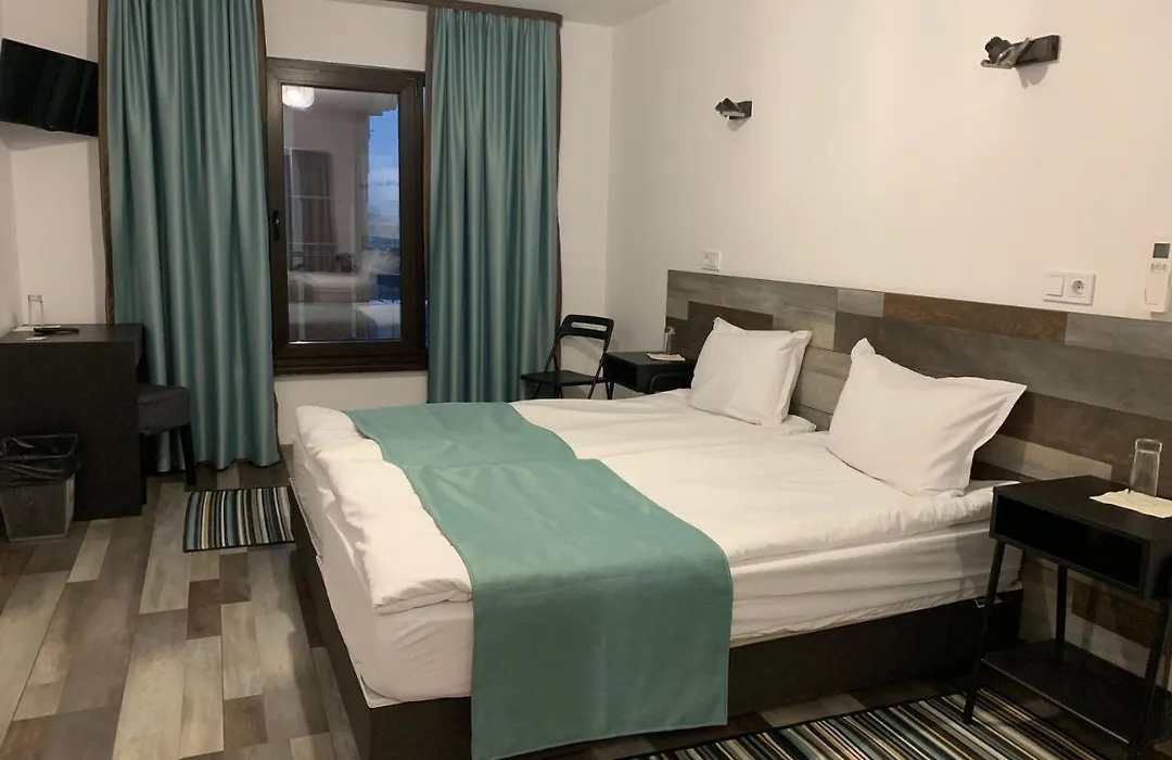 Arte Hotel Rooms & Apartments-1