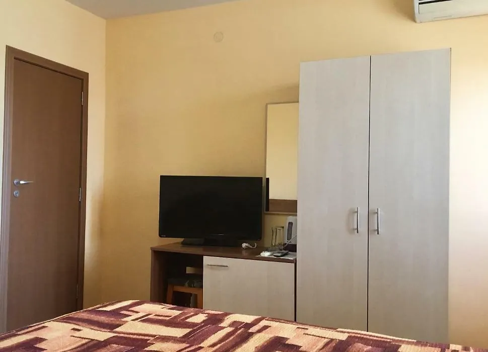 Tonus Guest House-1