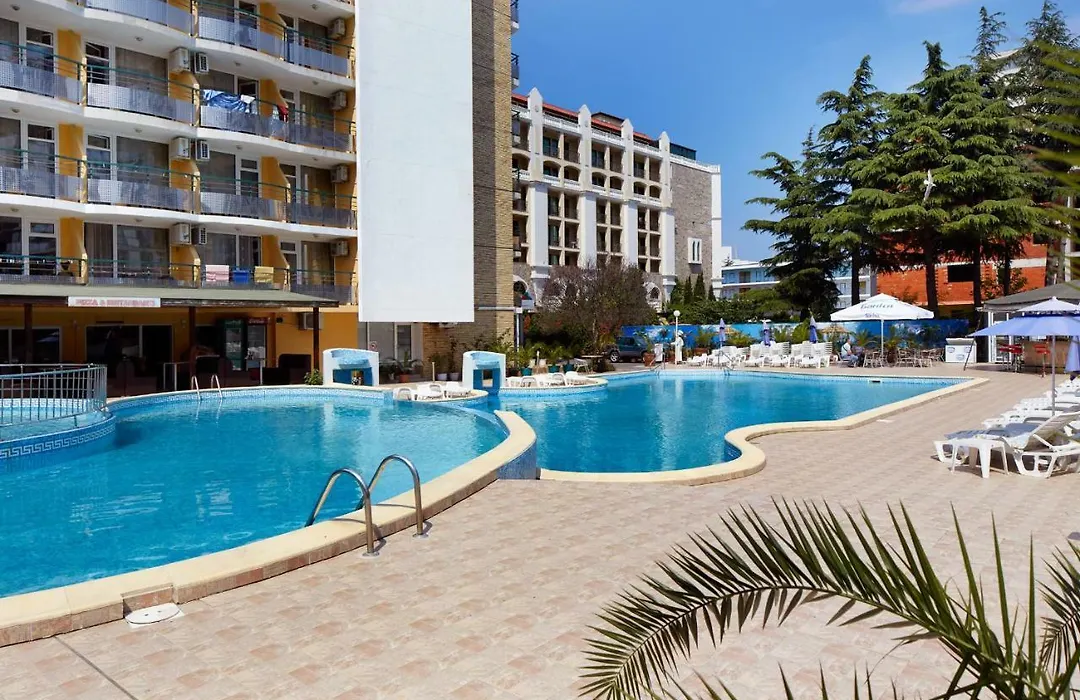 Hotel Yantra-1