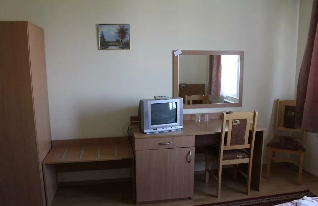 Hotel International-1