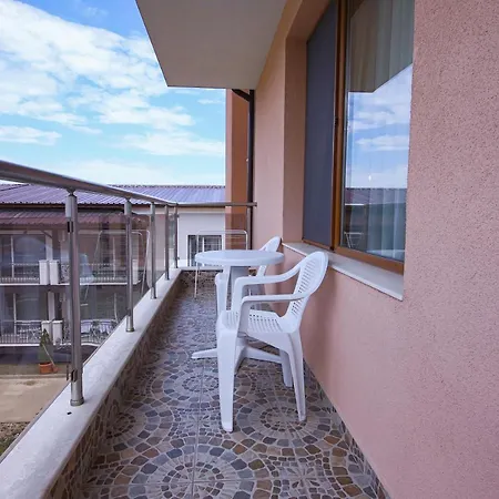 Guesthouse Phoenix-2