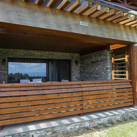 Lake View House-2